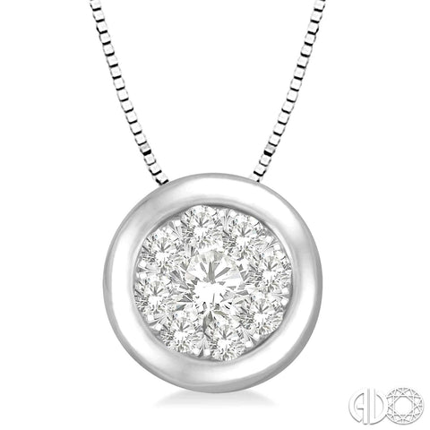 14k Diamond Illusion Cluster Pendant