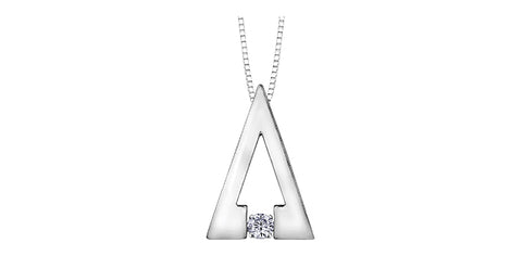 10k Solitaire Diamond Pendant